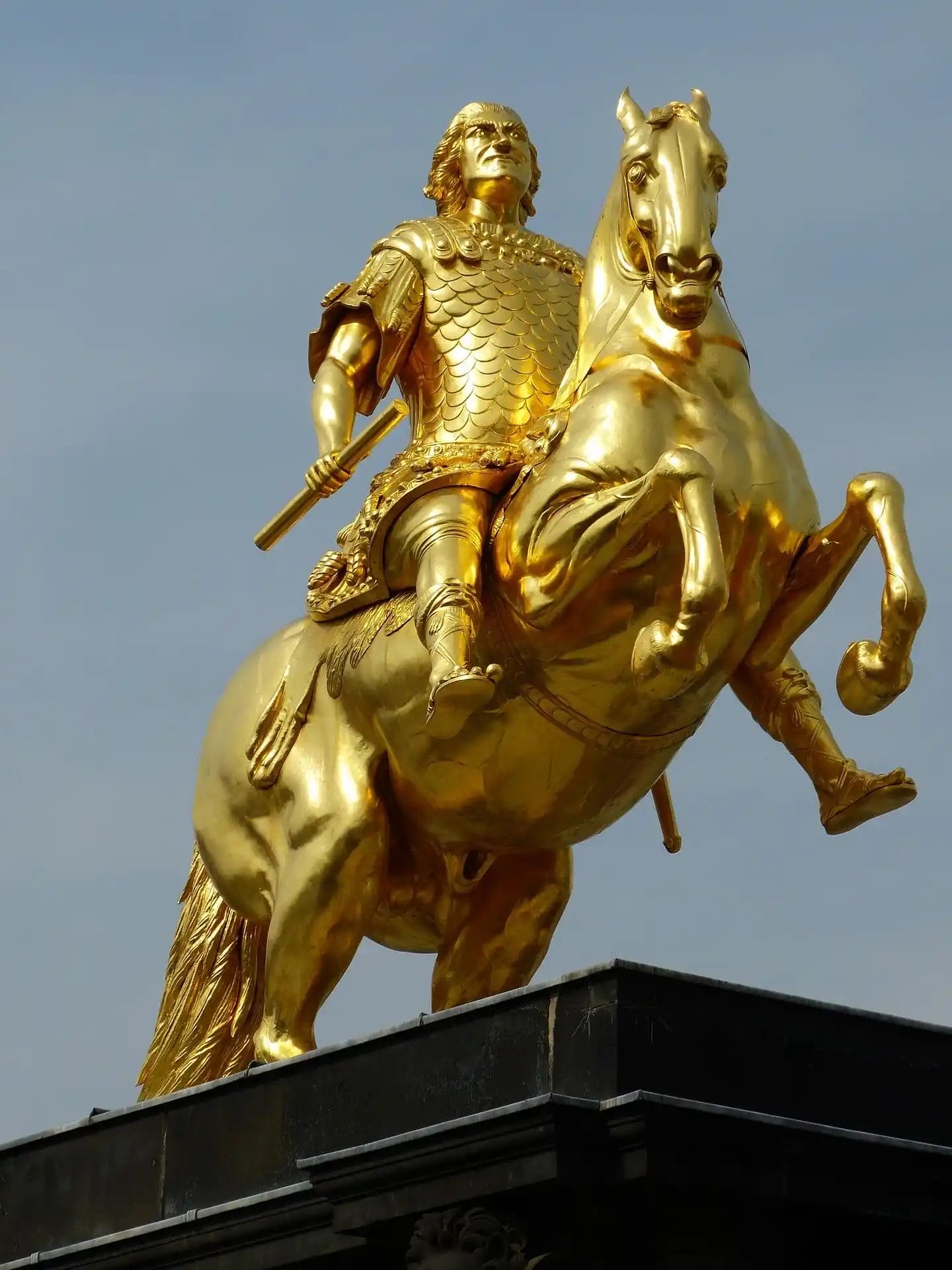 Goldener reiter bei der berufsberatung Dresden